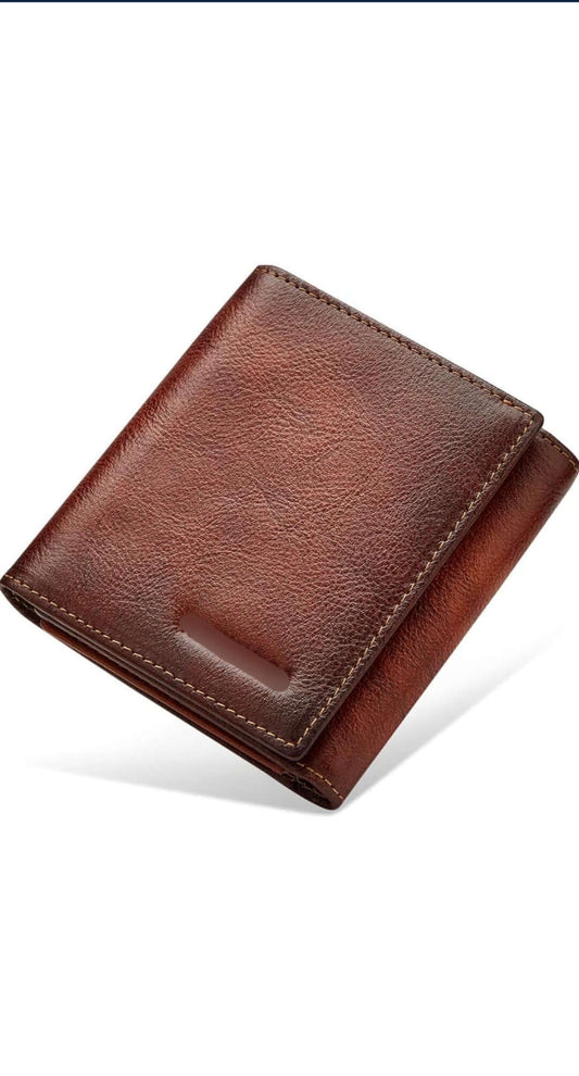 Classic Leather Bi-Fold Wallet for Men - Slim & Stylish Design with Ample Card and Cash Storage | Durable, High-Quality Leather | RFID Protection | Ideal for Daily Use & Gifting