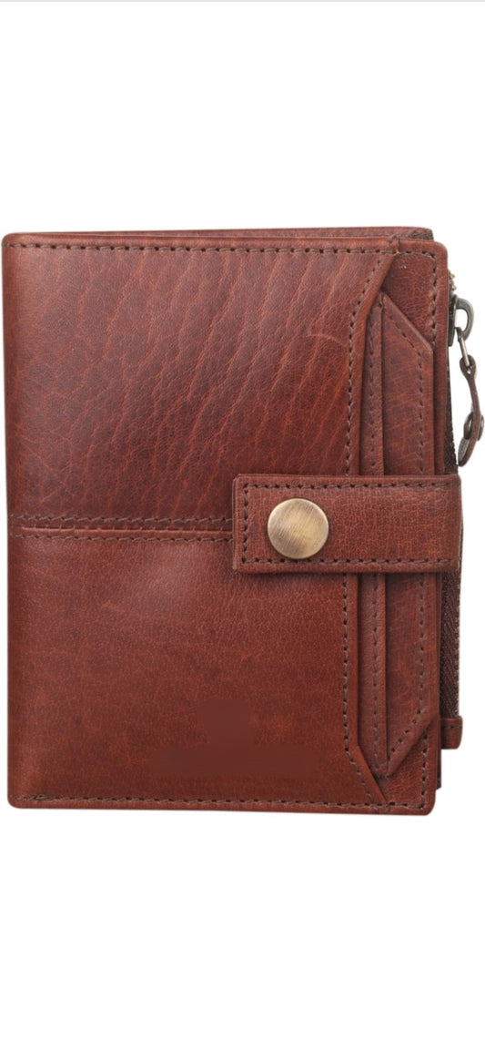 A image of Brown leather wallet for my shopify store.