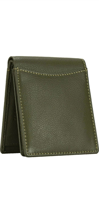 Premium Green Genuine Leather Men’s Wallet with Multiple Card Slots and Coin Pocket – Slim and Stylish Design with RFID Protection, Ideal for Everyday Use and Special Gift for Men