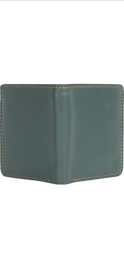 Elegant Green Genuine Leather Men's Wallet with Multiple Card Slots and Coin Pocket – Compact and Stylish with RFID Blocking, Perfect for Everyday Use, Ideal Gift for Men Who Value Function and Style