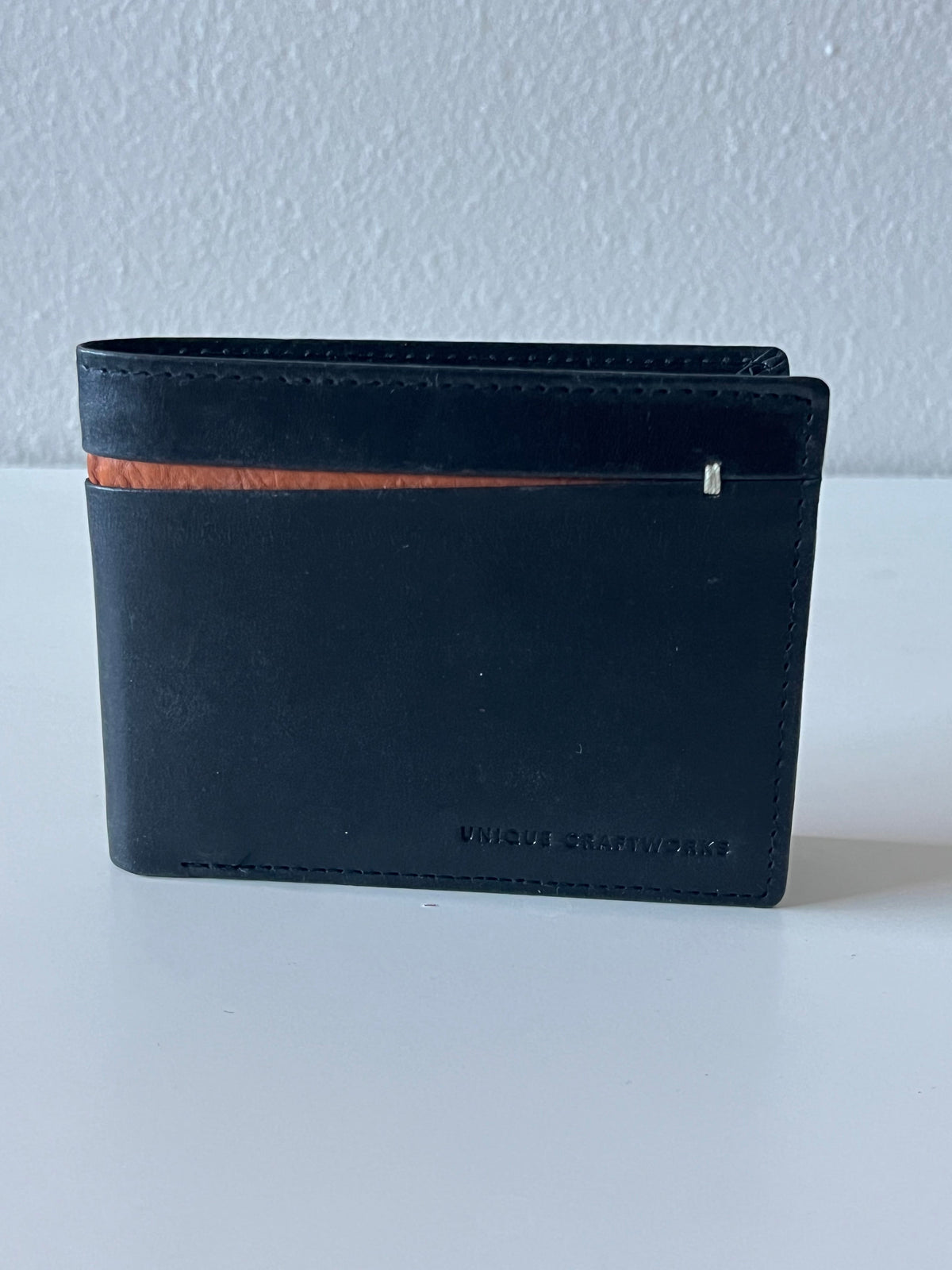 Premium Black Genuine Leather Men’s Wallet with Multiple Card Slots and Coin Pocket – Stylish, Durable, and RFID Protected, Ideal for Everyday Use and the Perfect Gift
